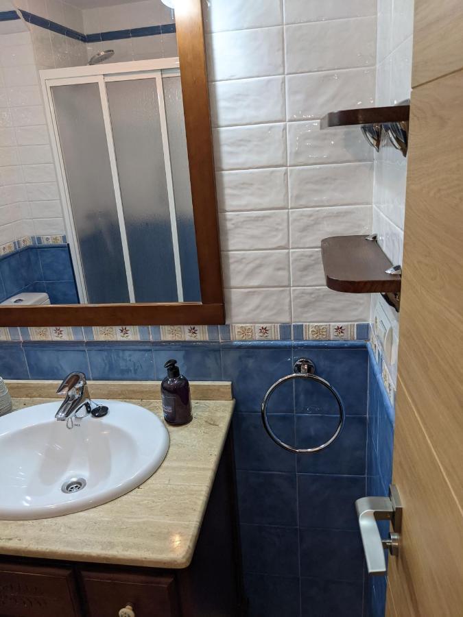Tortuga Flat Apartment อาลิกันเต ภายนอก รูปภาพ